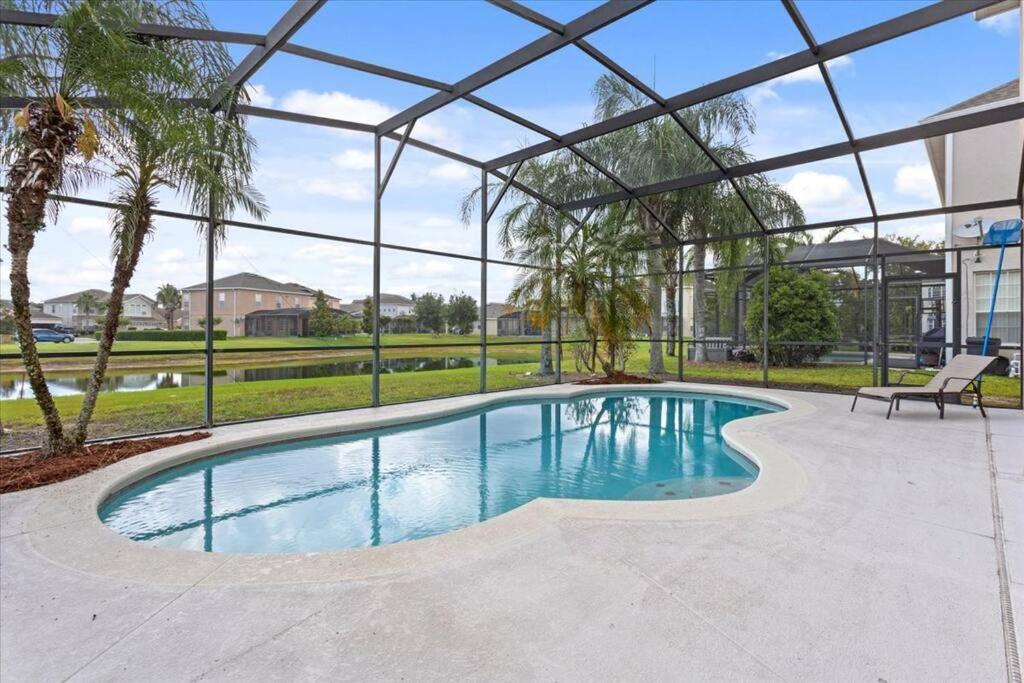 Long Stays! Lakefront - Gated Pool Home Orlando Exterior photo